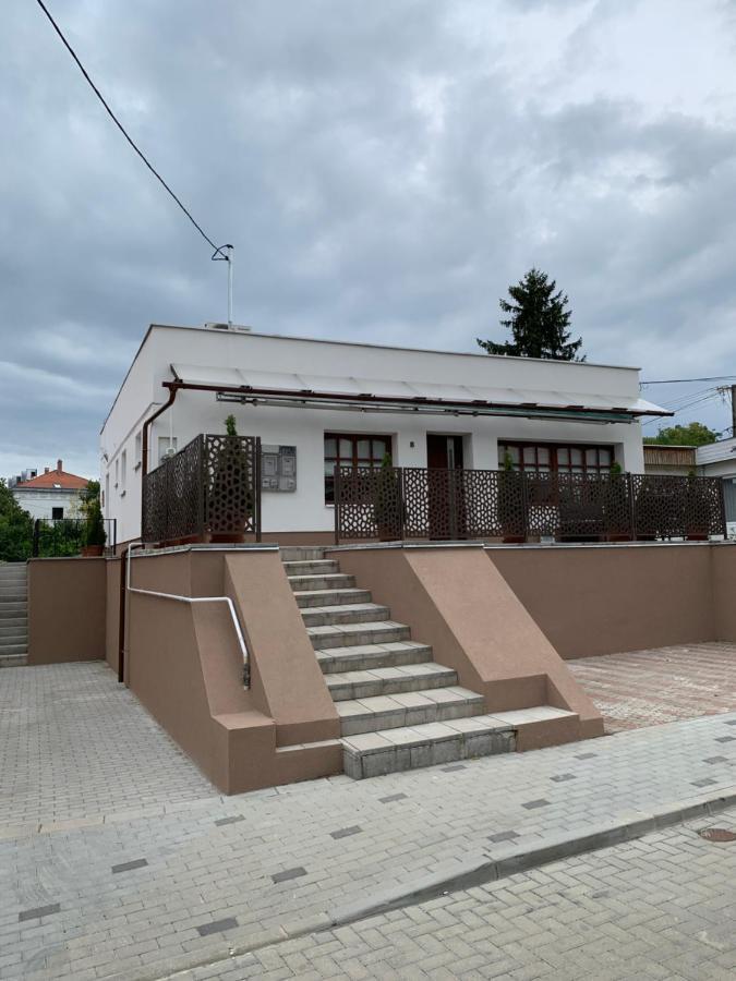 Varosi Idill Apartment Veszprem