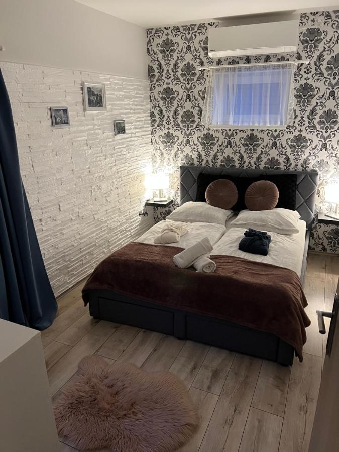 Varosi Idill Apartmán *