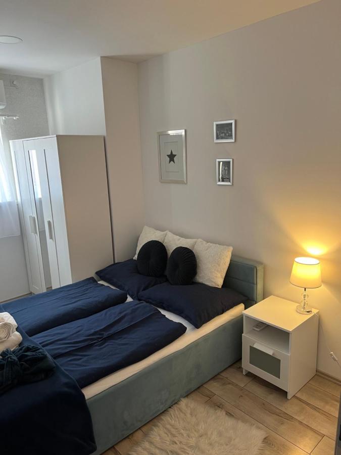 Varosi Idill Apartment *