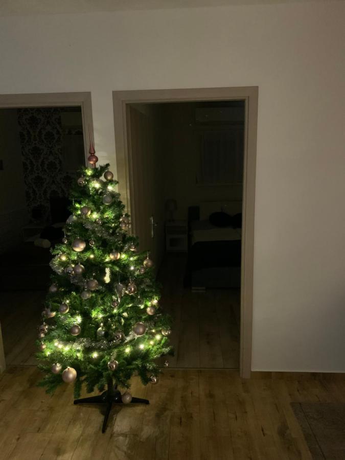 Apartment Varosi Idill *